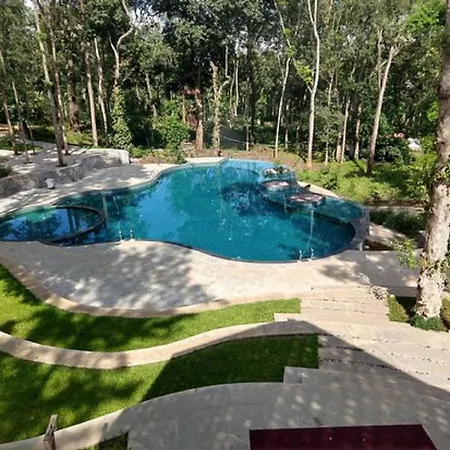 The Birchwood Retreat, Madikeri Hotel Exterior photo